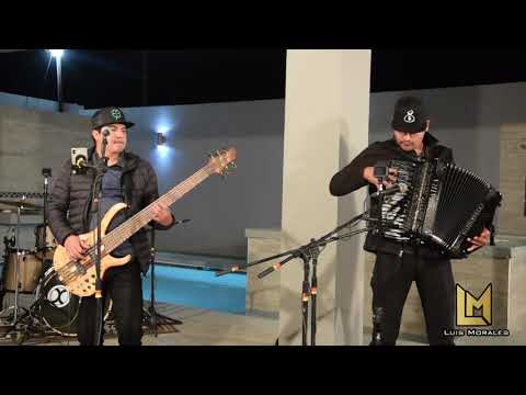 El Trebol (En Vivo) - Los De La Frontera