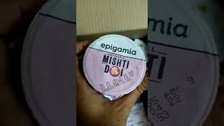 Epigamia yogurt unboxing from Greek yogurt to mishti doi to mango, raspberry, Strawberry