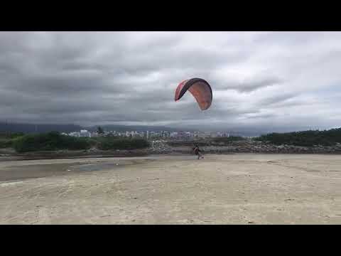 Pouso voo 206 de Paramotor IKE Costa - Bertioga - 13/02/22