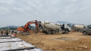 Truck and excavator | Construction & Machines
