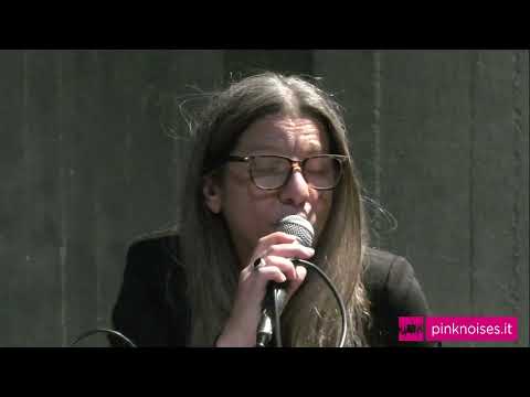 Emanuela Borozan & Annalisa Baldi - God Save The Queen (Sex Pistols cover)