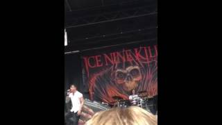 Ice Nine Kills- The Plot Sickens live @ Warped