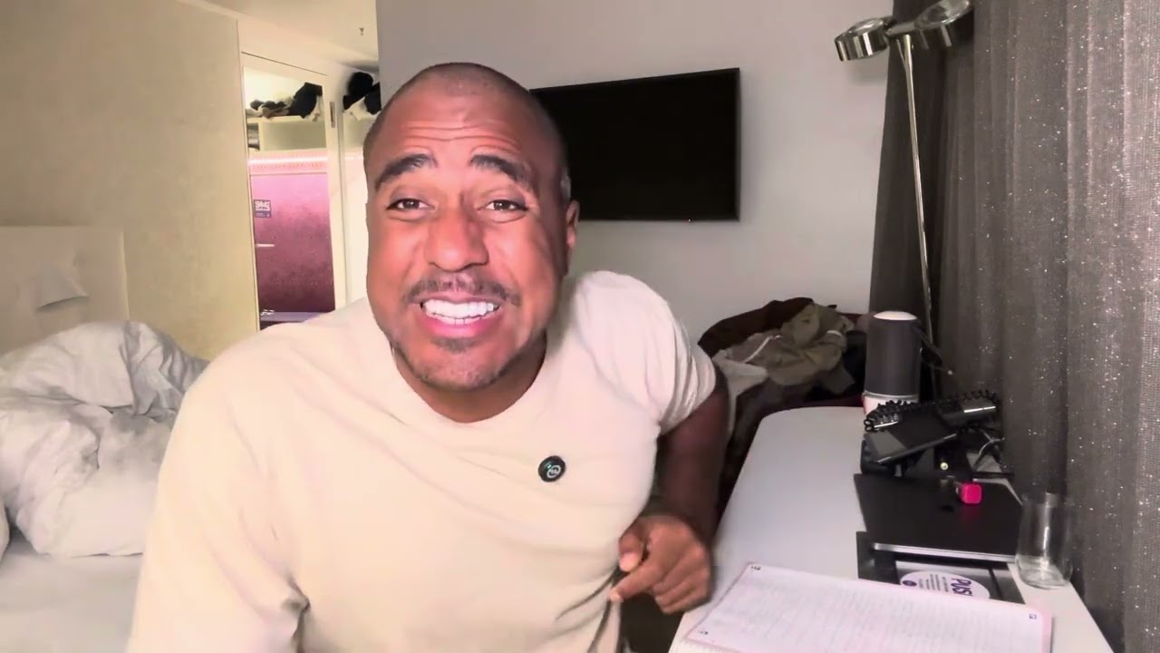 NÃO CAGUE COM O CELULAR