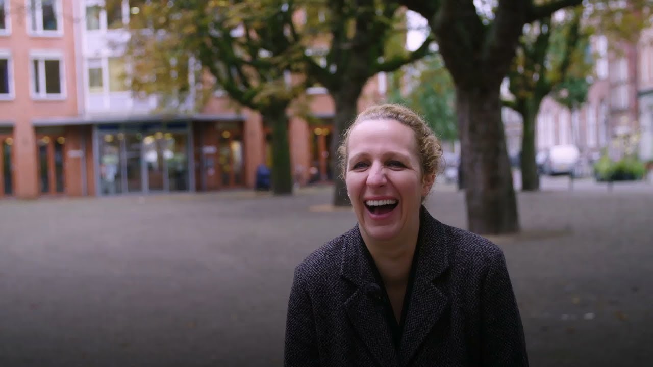 Aaf is als veertiger 'gelukkiger dan ooit' - de Volkskrant