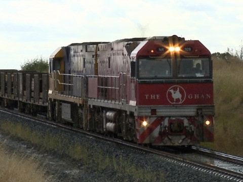 Steel Train in Australia - Pacific National - PoathTV Australian Trains