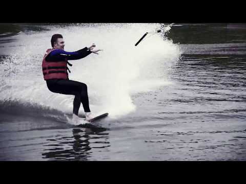 Fotoschnack in Gefahr auf der Wakeboardanlage - Trailer