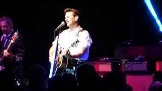 CHRIS ISAAK - Running down the road and Can't do a thing