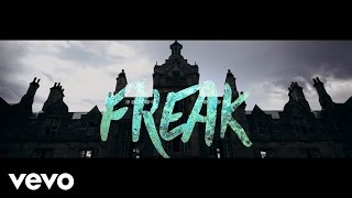 LORENA HERRERA - FREAK (Lyric Video)