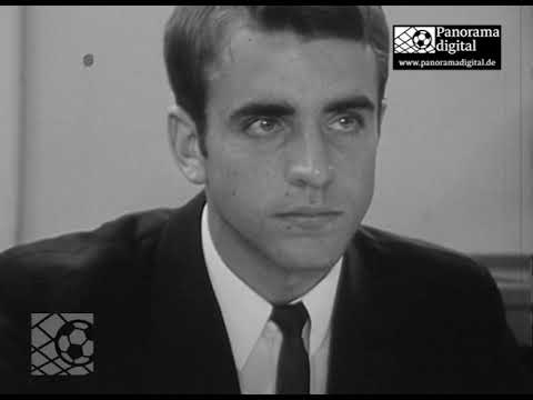 Die DDR-Auswahl auf dem Weg nach Wales: Schöne Bilder und Interviews am Flughafen, 21.10.1969