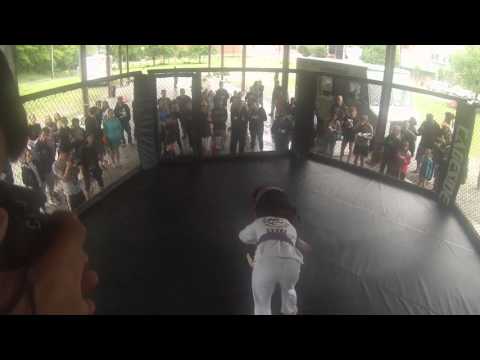 Cageside ConcussionCast Carnival - Match #1   Laurie Porsch vs Mary Holmes