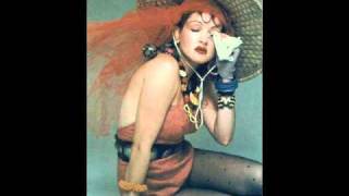 Cyndi Lauper -- La Vie En Rose