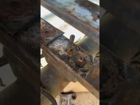 Part 2: Add-a-leaf/lift kit without removing leaf springs #diy #mechanic #ford #trucks #shorts