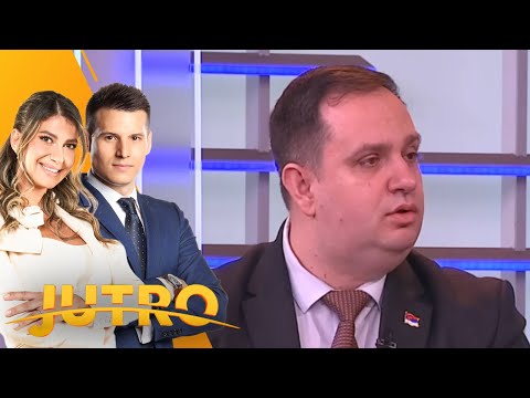 Prelistavanje štampe sa Miljanom Jovićevićem i Srđanom Baraćem - JUTRO