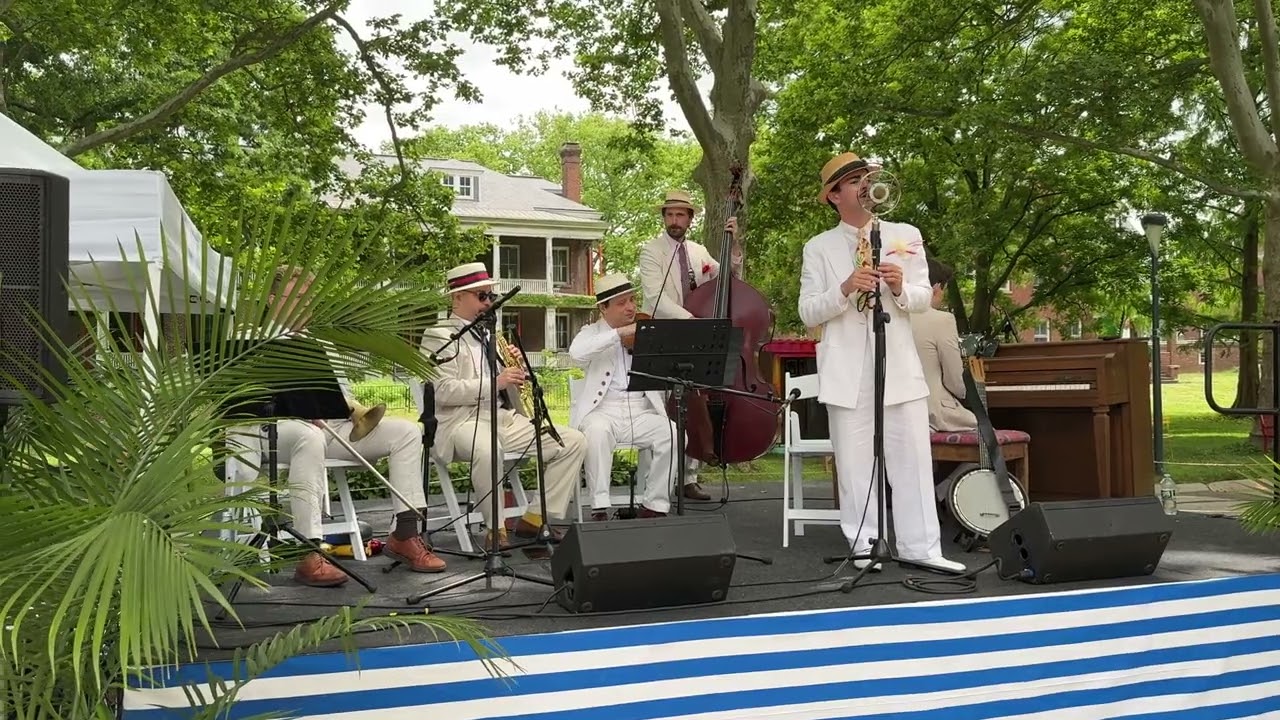 Promotional video thumbnail 6 for Charlie Roman Jazz Band