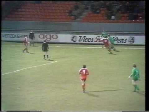 Cambuur - VVV (82-83)