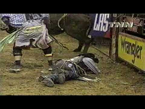 PBR 2000: Sam Medlock Breaks His Femur