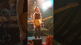 09.12.2018 The Rose - She&#39;s In The Rain | Paint It Rose. Sydney AUSTRALIA.