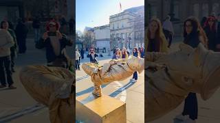 Nothing sweater that a statue sleep 😅.  #valentinethestatue #londonlevitatinggoldman