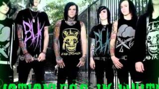 Motionless In White-Santa&#39;s Pissed