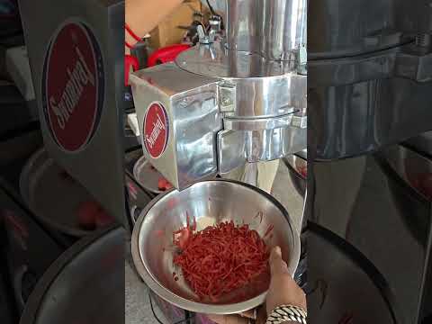 Onion slicer