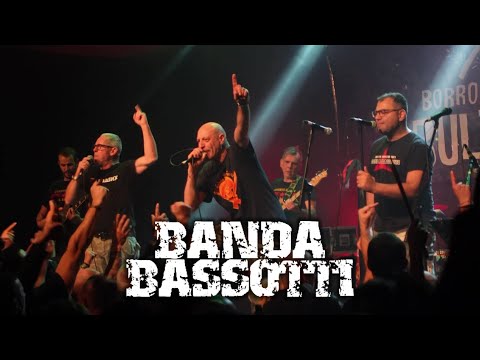 BANDA BASSOTTI "Ellos Dicen Mierda" (La Polla Records) @ Portugaleteko Merkatua. 07/12/24