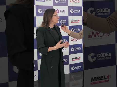 YouTube Short - CODEa UNI Oficial