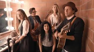 Jason Mraz - Unlonely Acoustic (with his Girlband)