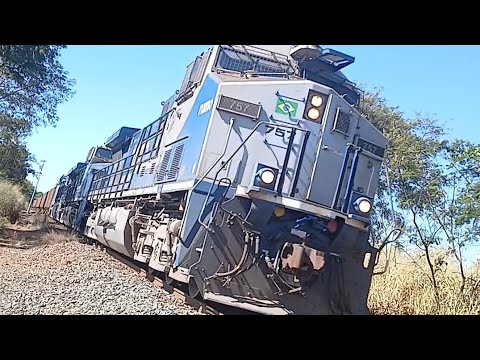 Trem de minério passando em Santa Ernestina sp #train #railway 