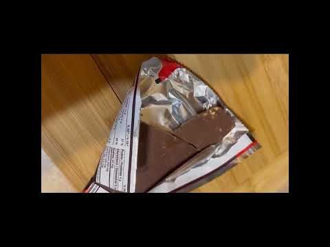 Hershey’s Skor With Almonds Chocolate Bar #hersheys #skor #heathchocolate #chocolate #foodreview