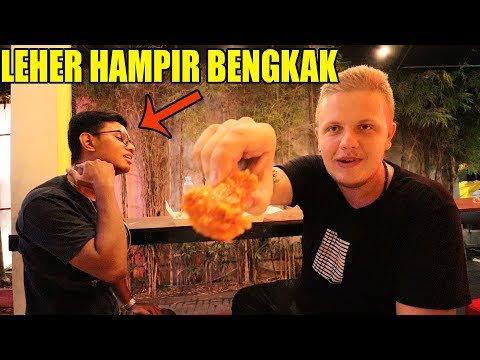 makan-ayam-pedes-level-50-bule-auto-lemes