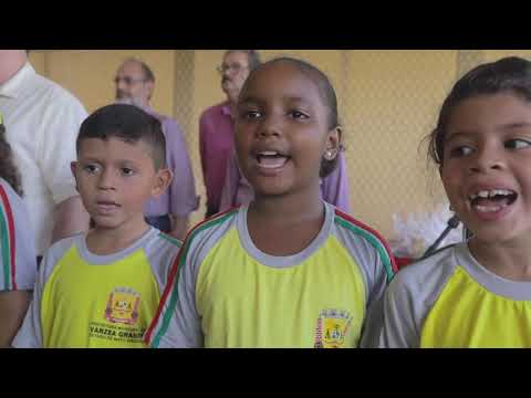 Entrega de 110 mil uniformes