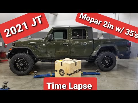 2021 Jeep Gladiator JT Mopar lift install with 35's  (Time lapse)