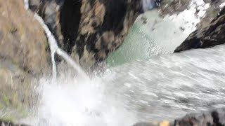 preview picture of video 'Jog Falls - Crazy View from Extreme Edge of Falls (Mungaru Male Spot)'