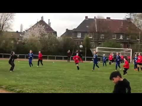 Defne VICTORIA Habinghorst