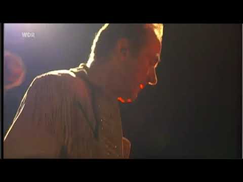 Hugh Cornwell   Walk on By live