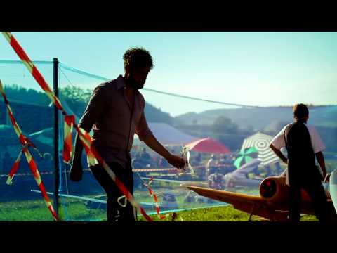 THE LEGENDARY LIGHTNESS - Airplane