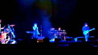 La tumba - Hello Seahorse! - Teatro Metropolitan