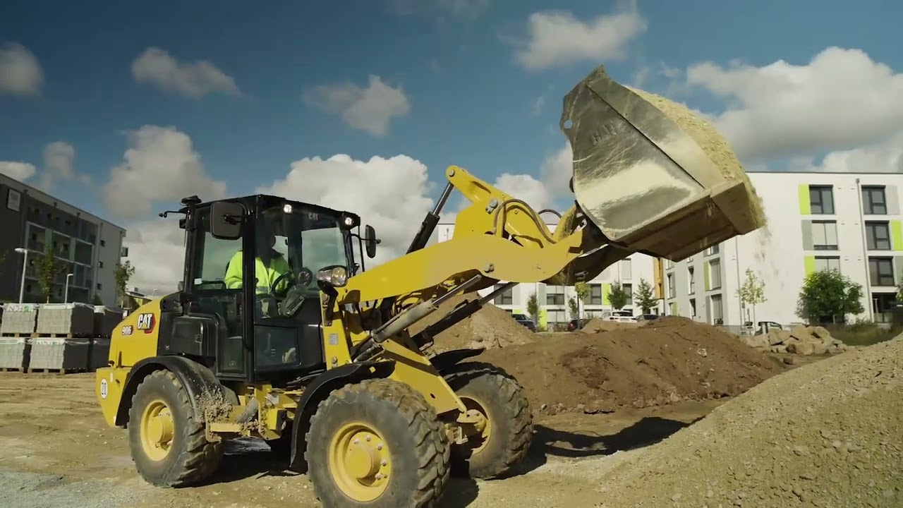 Construction | Cat® 906 Next Generation Compact Wheel Loader