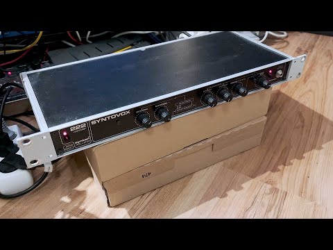 Synton Syntovox 222 - vocoder image 7