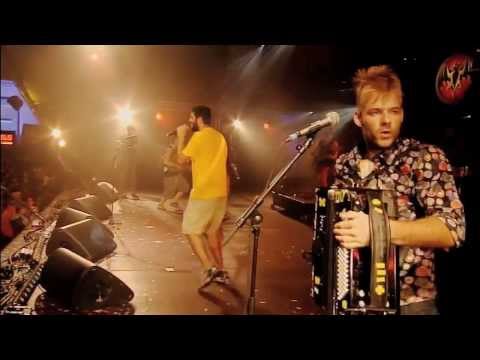 "La Pegatina: El Docu" VOSE (1/4)