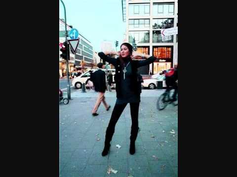 Aus und Vorbei - Layouna