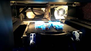 preview picture of video 'Stratasys Dimension Elite 3D-printer at Aalborg University Esbjerg (AAU-Esbjerg)'