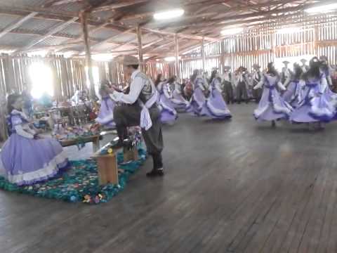 CTG Os Desgarrados - Juvenil - Coreografia de Entrada.