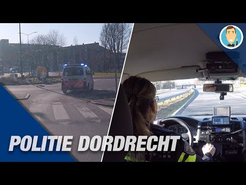 POLITIE DORDRECHT | MISHANDELING | MES AANGETROFFEN |