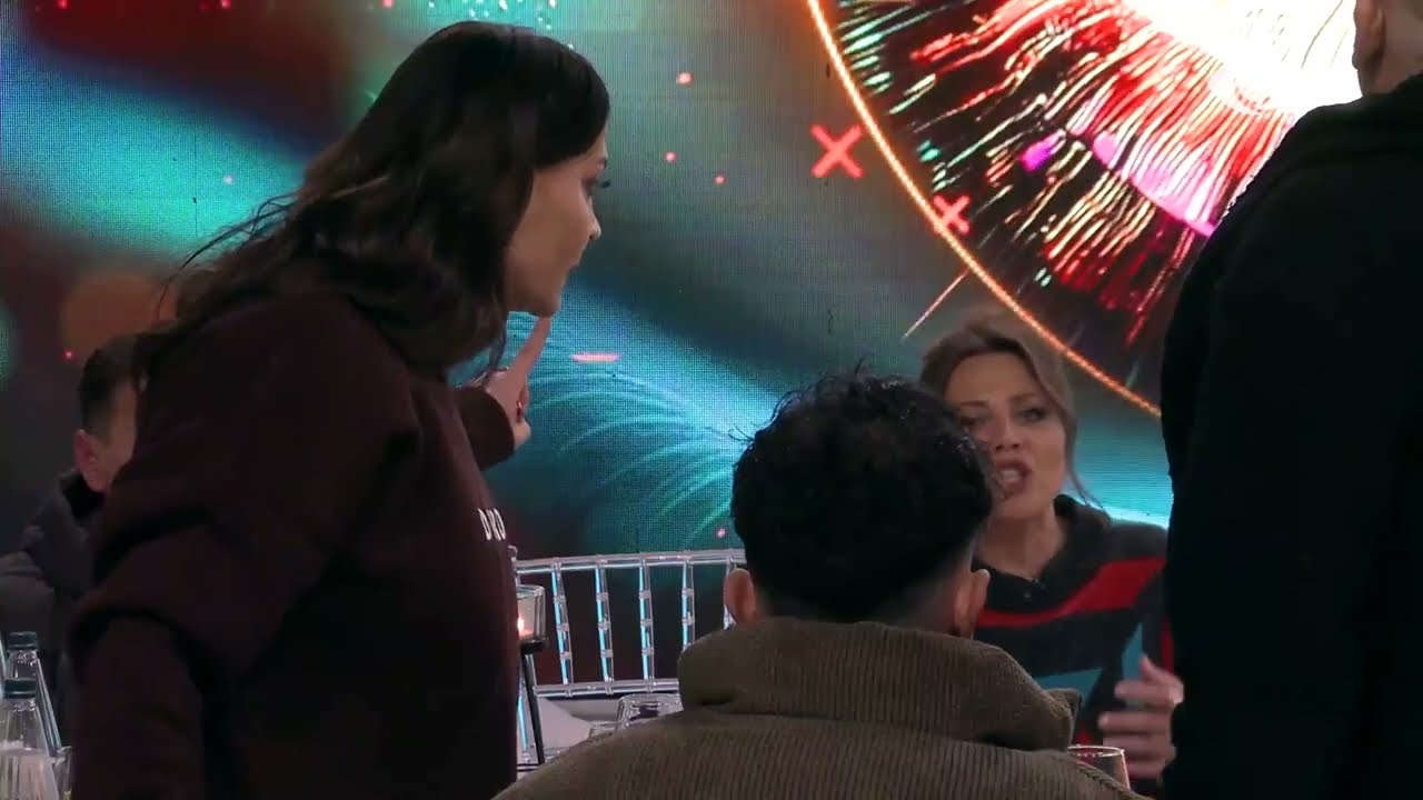 “Ta ndalojë dikush, manipulatore”/ Rozana debaton me Gertën: Aty ka njerëz që falin gjakun, ti...