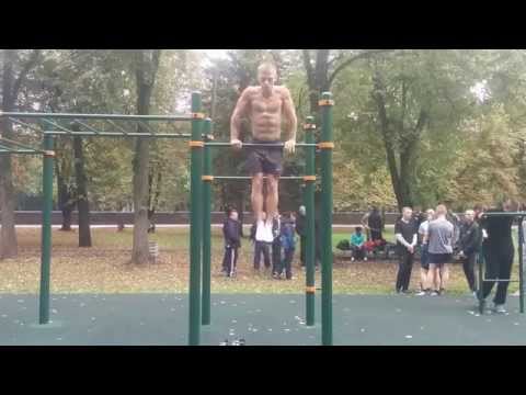 22 clean muscle ups