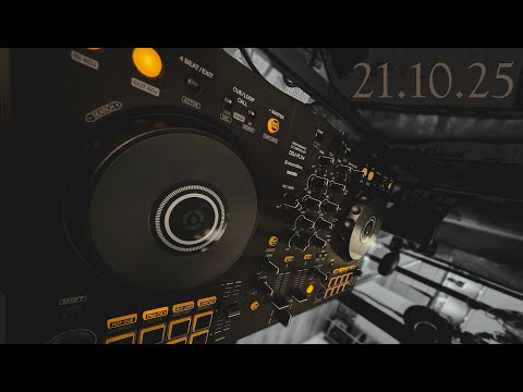 Vegard's Living Room Disco [211025]