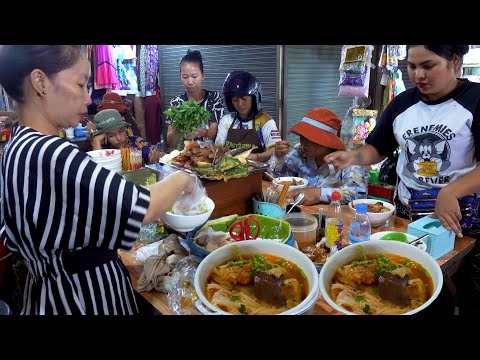 Nom Banhjok Sroas @ Prek Phnov Market - $1.50 For A Bowl - Cambodian Street Food