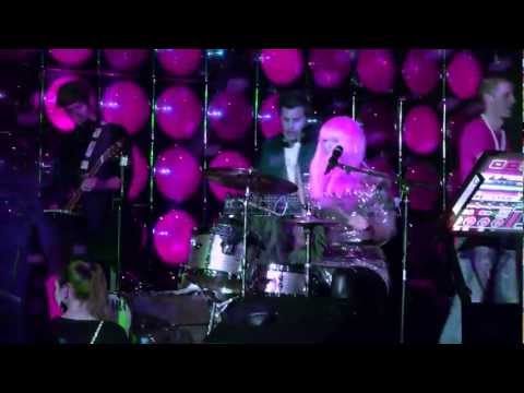 ZFRMX ft. DJ Observer "Love Baby" official Video (Navida Records 2011)