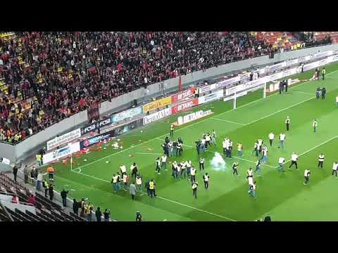 Incidente la finalul meciului FCSB  - Dinamo 2